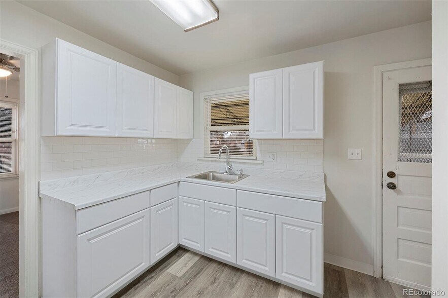 Kitchen - 1994 Macon St