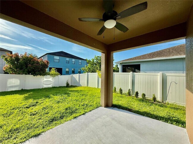Building Photo - 13242 Wellington Hills Dr
