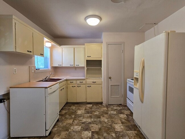 Building Photo - COMING SOON!