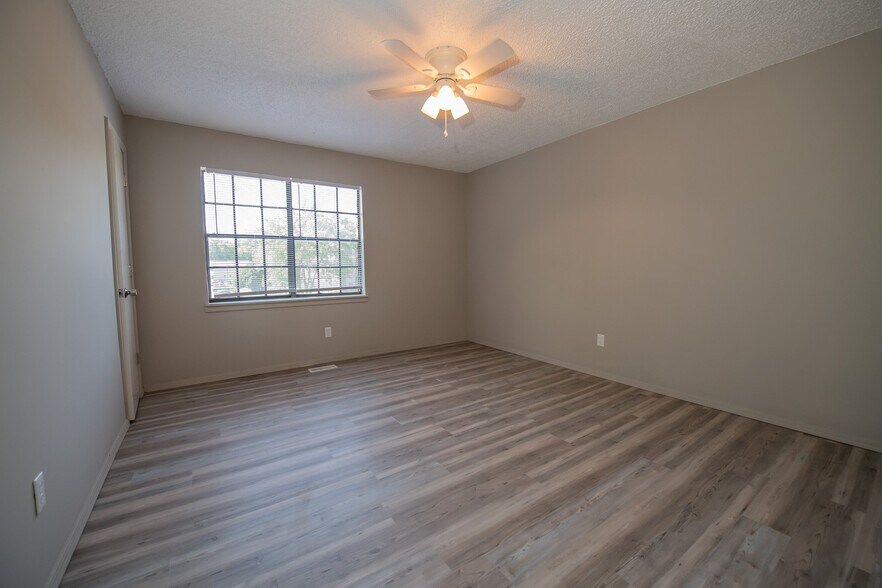 Building Photo - 2054 Garland Ave