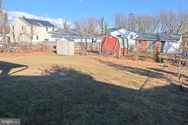 Building Photo - 6928 Ruskin St