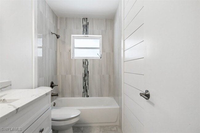 Building Photo - 1948 46th St SW