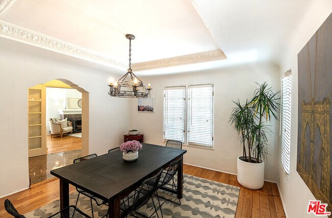Building Photo - 6226 Drexel Ave