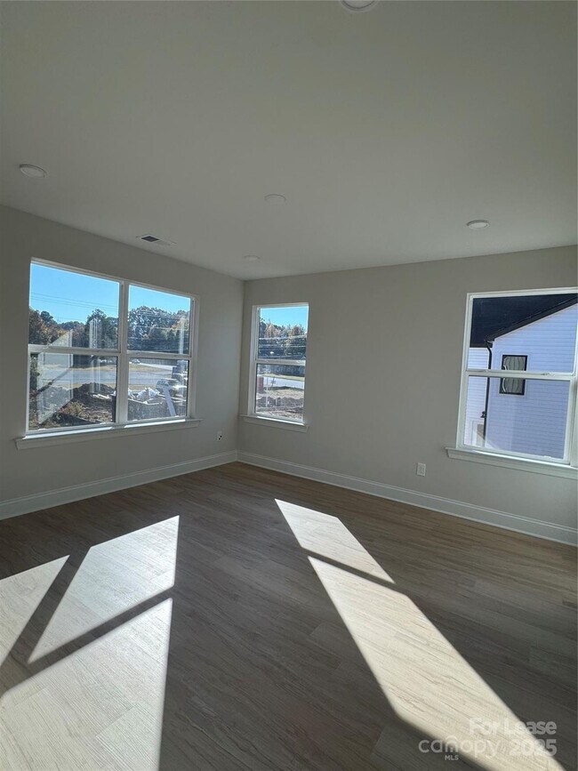 Building Photo - 2157 Tom Sadler Rd