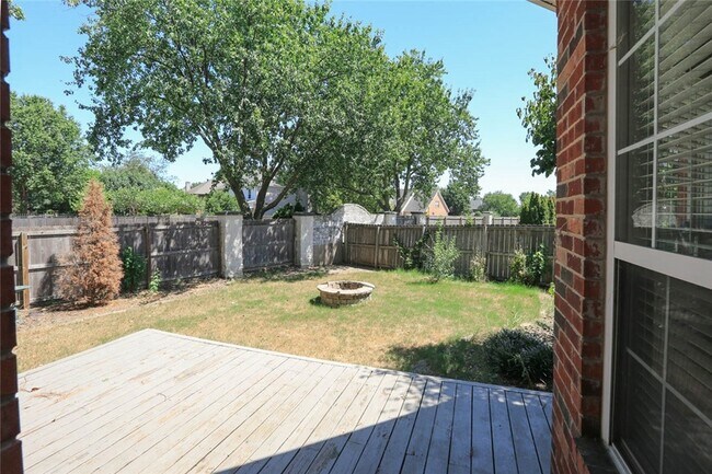 Building Photo - 5300 S 44th Pl