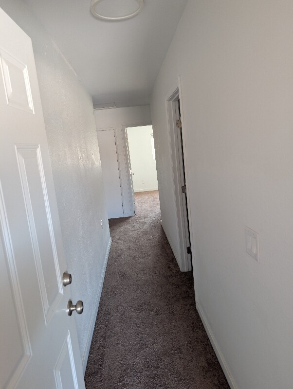 Building Photo - 13602 Cypress Ave