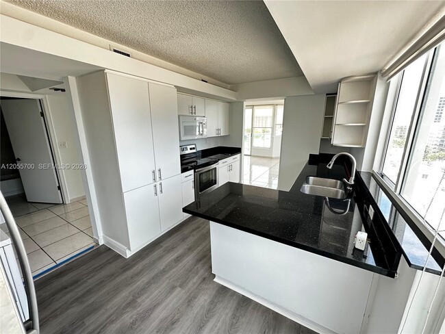 Building Photo - 3411 Indian Creek Dr