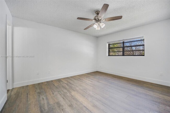 Building Photo - 18220 Mediterranean Blvd