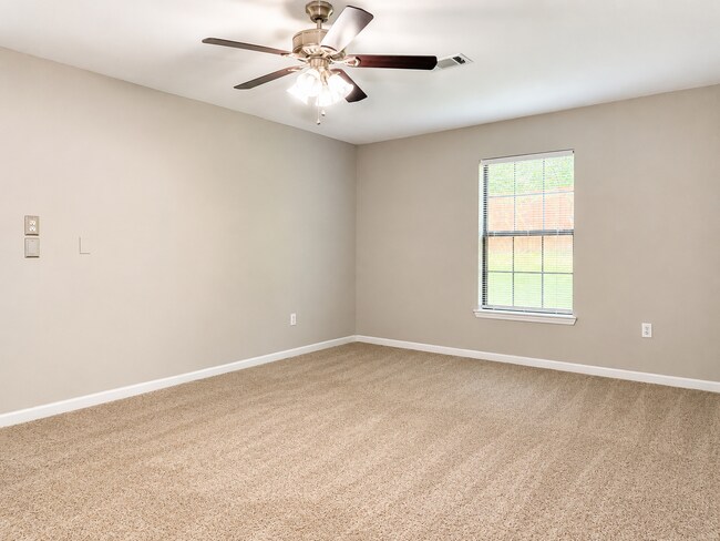 Building Photo - 8085 Talley Ann Dr