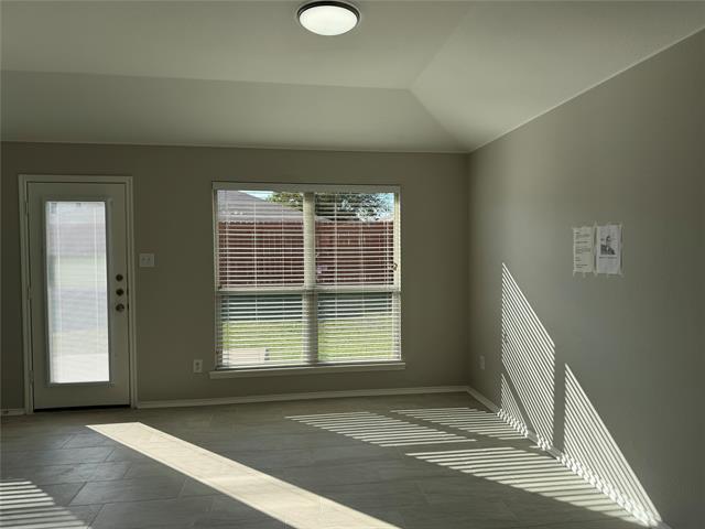 Building Photo - 220 Bonsai Dr