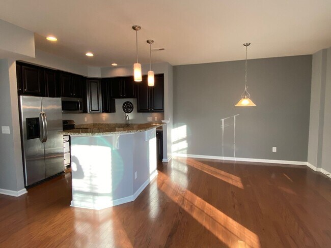 Building Photo - 113 Grande Sky Ct