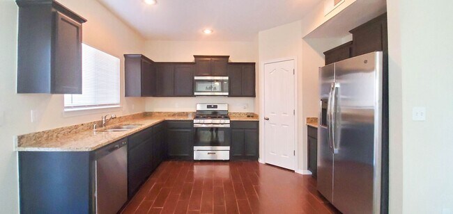 Building Photo - We have your keys ready!
