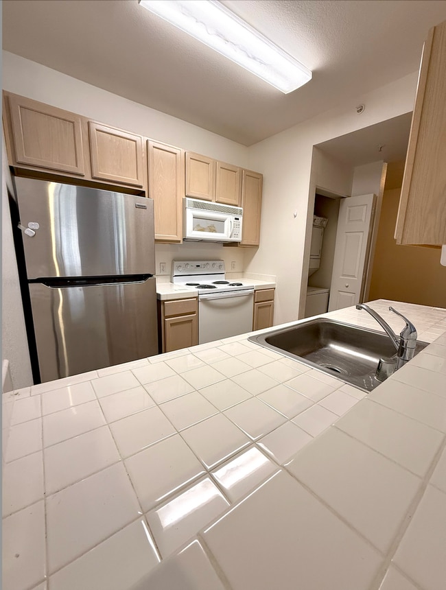 Building Photo - Parc Crossing 1 Bed 1 Bath Unit in Mountai...