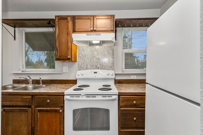 Building Photo - Cute 1 bedroom close to everything in Everett