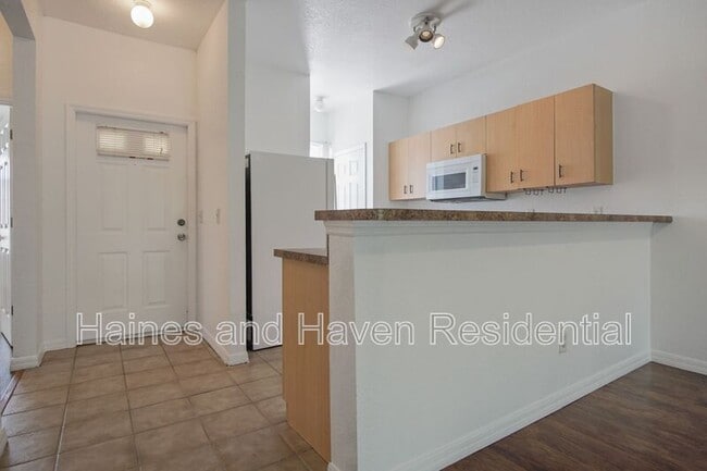 Building Photo - 12201 Indian Creek Dr