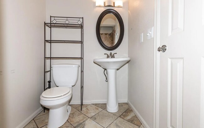 Building Photo - 12513 E Pacific Cir