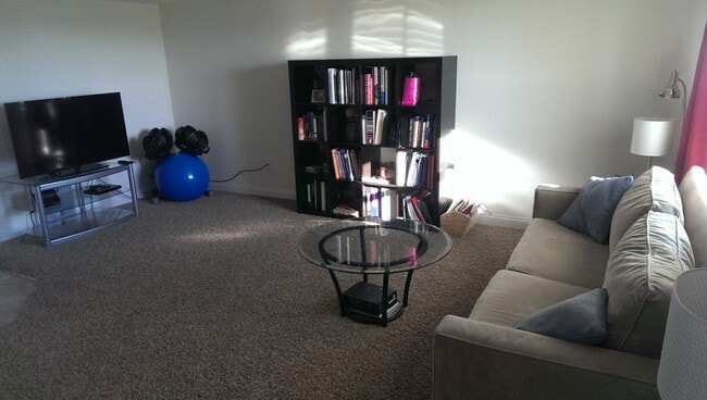 Building Photo - 5443 Spring River Ave