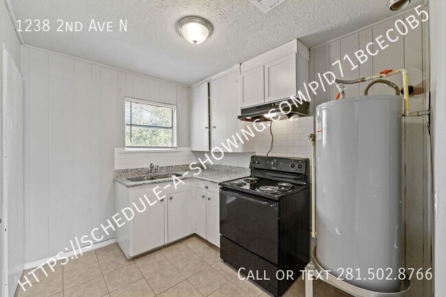 Building Photo - 1238 2nd Ave N