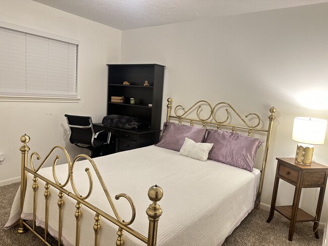 Bedroom 4 - 4806 Havenwoods Dr