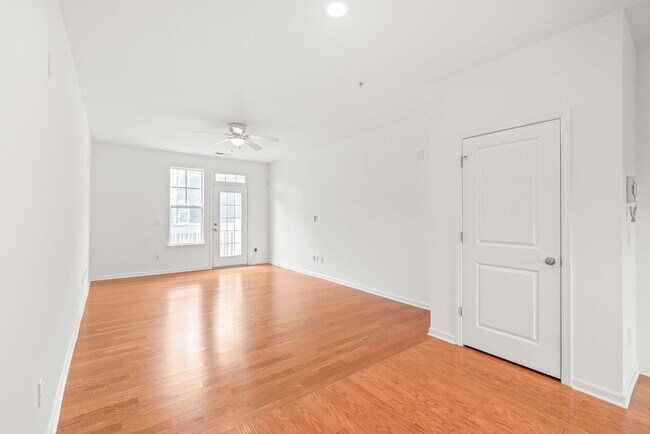 Building Photo - (Move-In Special) Charming 2-Bedroom, 2-Ba...
