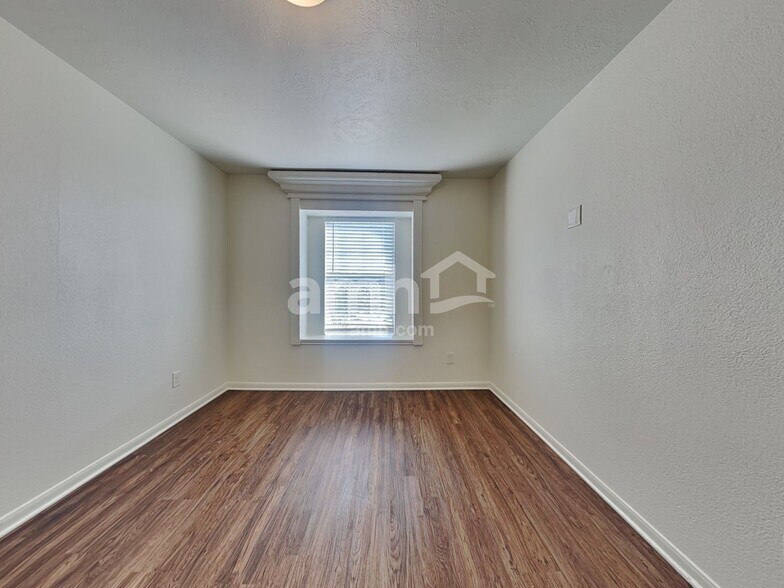 Building Photo - 6550 Garden Trail Ct