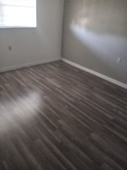 Building Photo - 1900 S Kanner Hwy