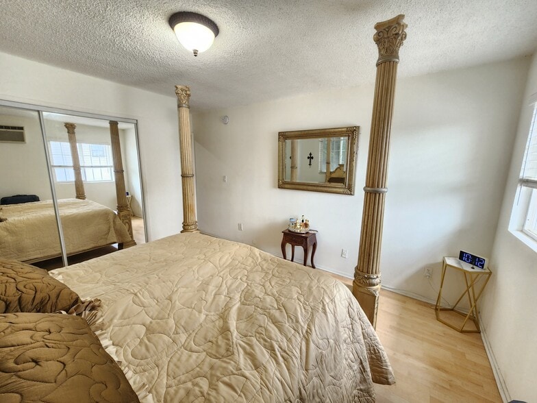 Building Photo - 6904 Radford Ave