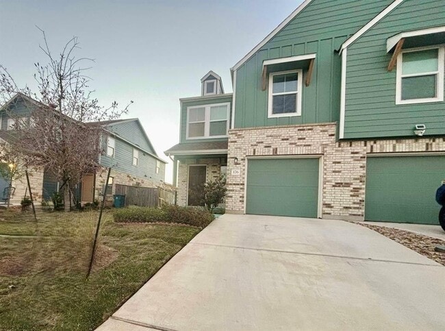 Building Photo - 176 Andross Ln