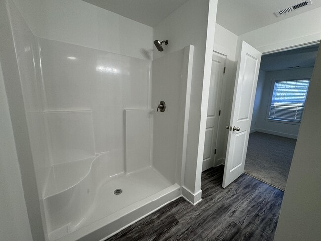 Building Photo - 2128 Middlebridge Ct