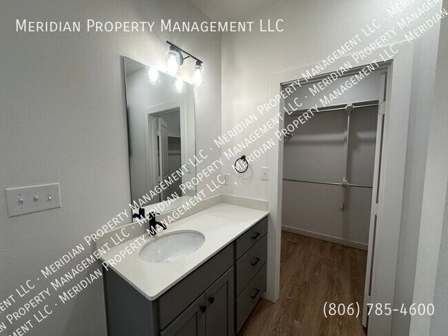 Building Photo - 6806 4th St