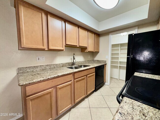 Building Photo - 16635 N Cave Creek Rd