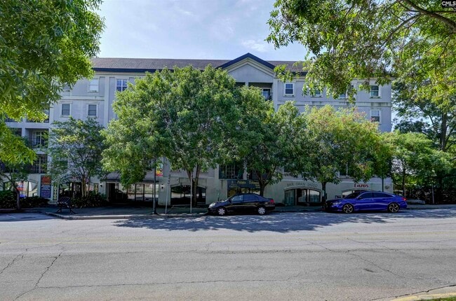 Building Photo - 2002 Greene St