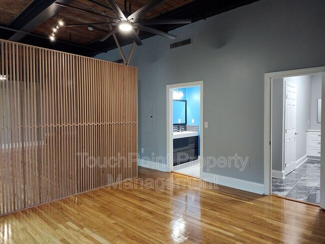 Building Photo - 310 Arlington Ave