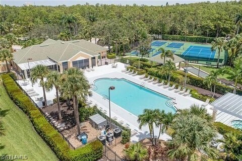 Building Photo - 23007 Lone Oak Dr