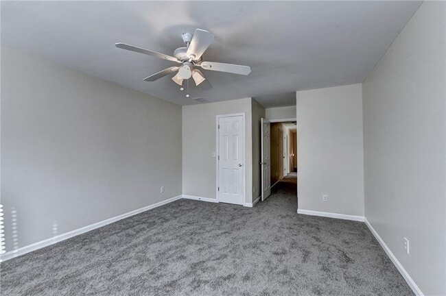 Building Photo - 3460 Maple Terrace Dr