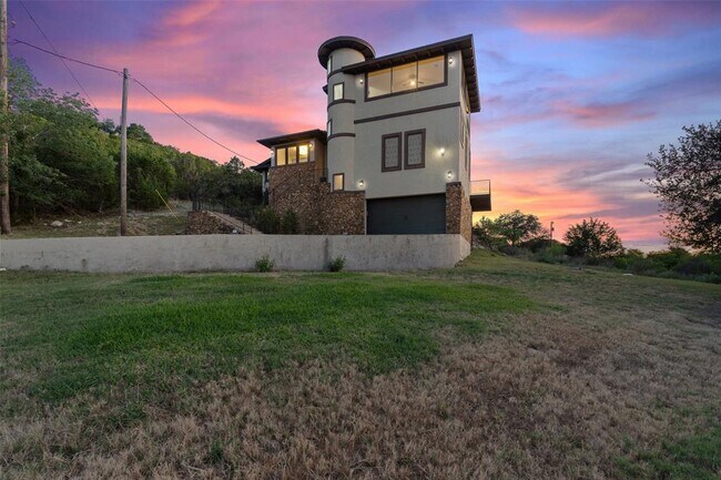 Building Photo - 21803 Briarcliff Dr