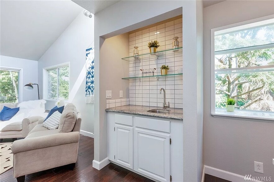 And a wet bar of course.... - 9800 Roosevelt Way NE