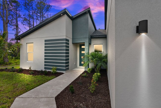 Building Photo - BRAND NEW HOME! Modern, energy efficient h...