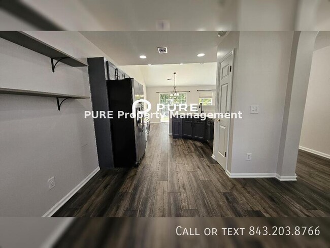 Building Photo - Belle Hall Home Available Now!!!