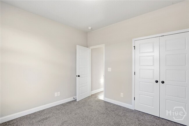 Building Photo - 105 Danielle Loop