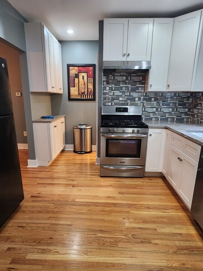 Kitchen 2 - 1037 Duffield St