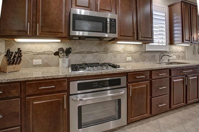 Building Photo - 2046 Sundown Dr