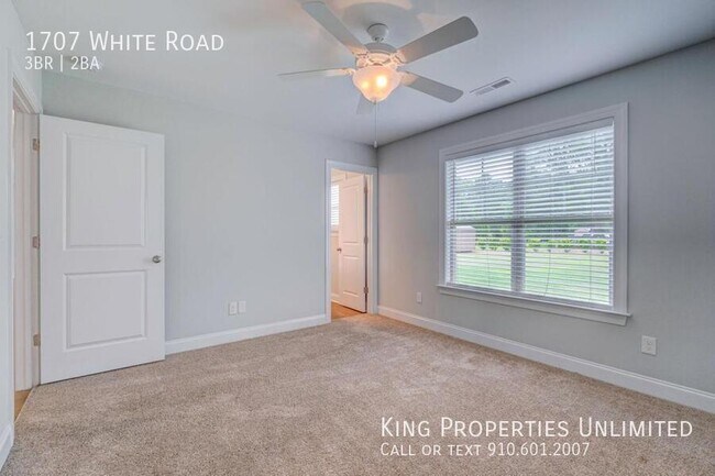 Building Photo - 1707 White Rd