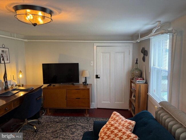 Building Photo - 303 Baptist Rd