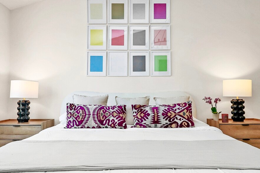 Building Photo - 7737 Batavia Ln