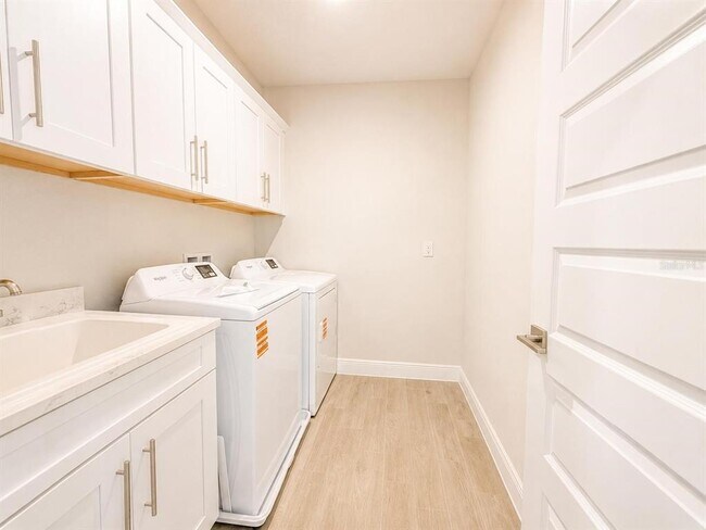 Building Photo - 18035 Cider Ml Ln