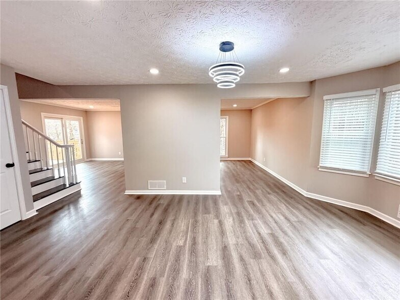 Building Photo - 2861 Spring Ridge Cir