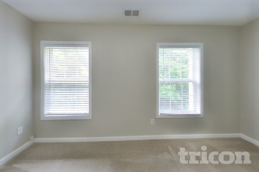 Building Photo - 3395 Wickum Rd