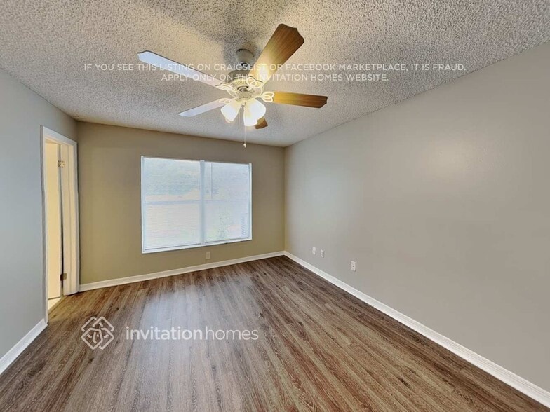 Building Photo - 1849 Coyote Pl