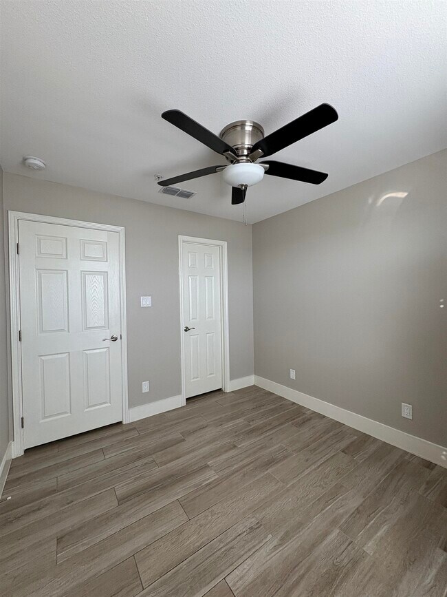 Building Photo - 8218 Casa Verde Rd